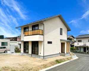 土岐市で親子で住む二階建ての家を見学するならワダハウジング